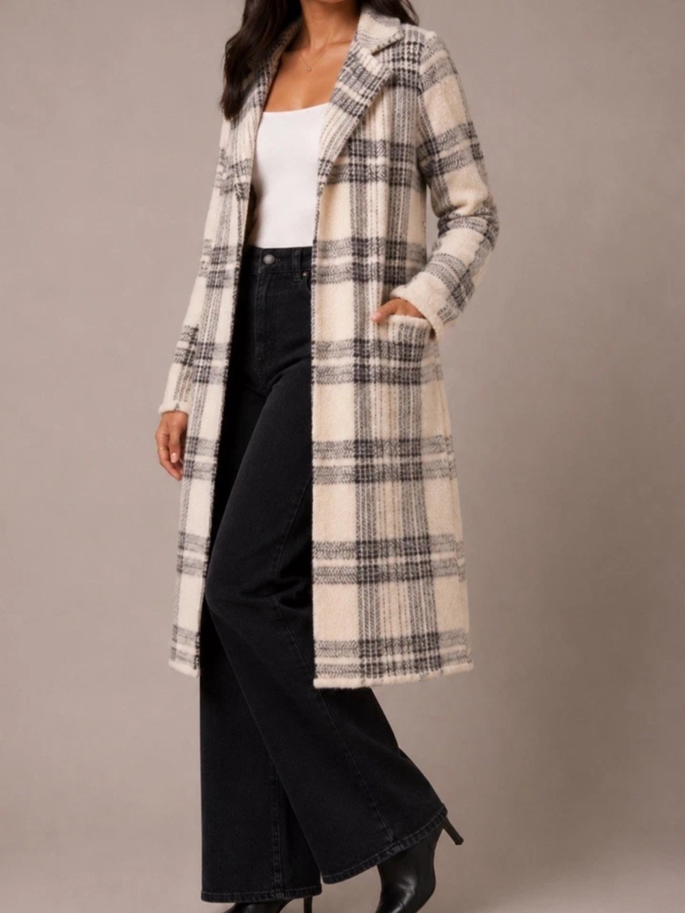 Cyrus Soft Fuzzy Long Cardigan Coat Plaid Women's Size XS
